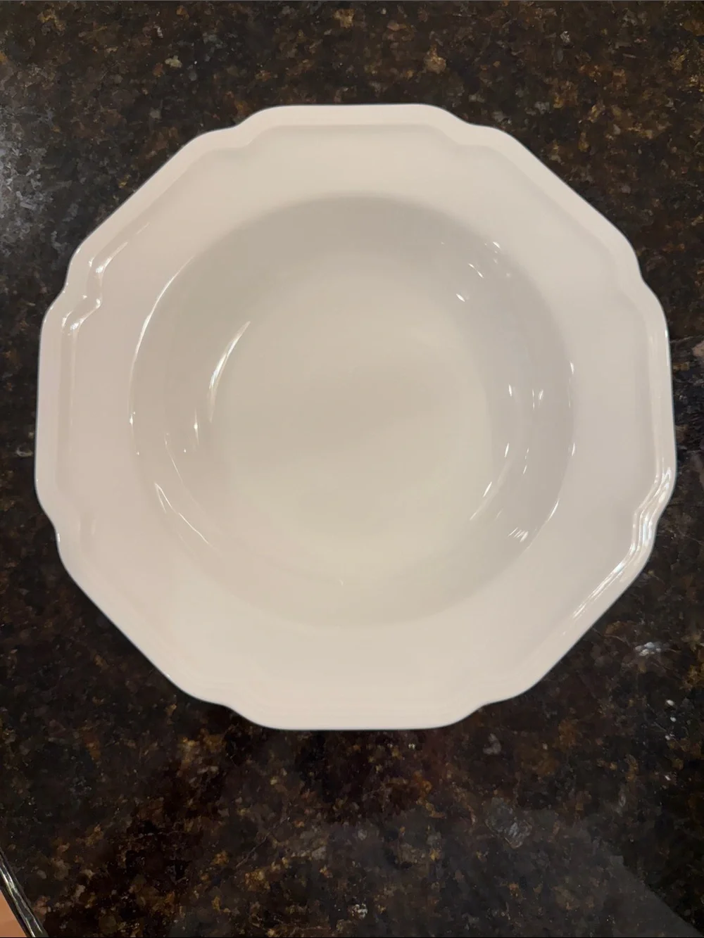 Mikasa Antique White 91/4” Rim Soup Bowl Set 4